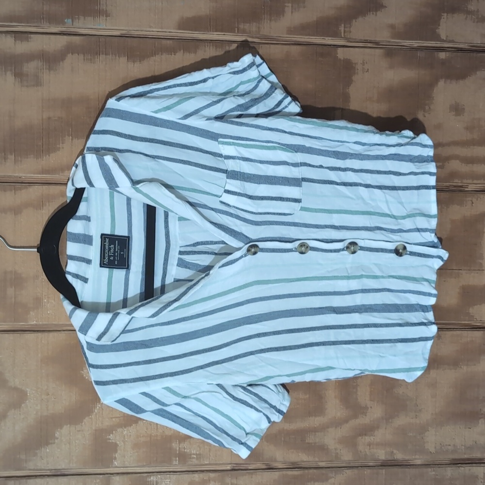 Abercrombie top